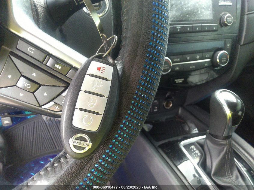 2017 NISSAN ROGUE SV/SL - 5N1AT2MV7HC859136