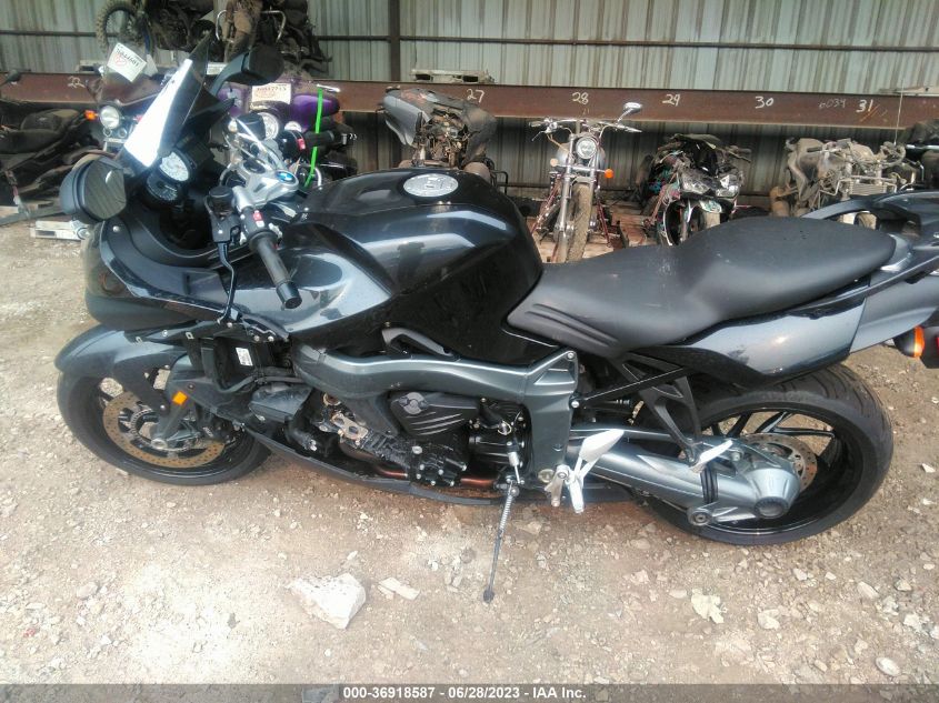 2016 BMW K1300 S - WB1050902GZV95523