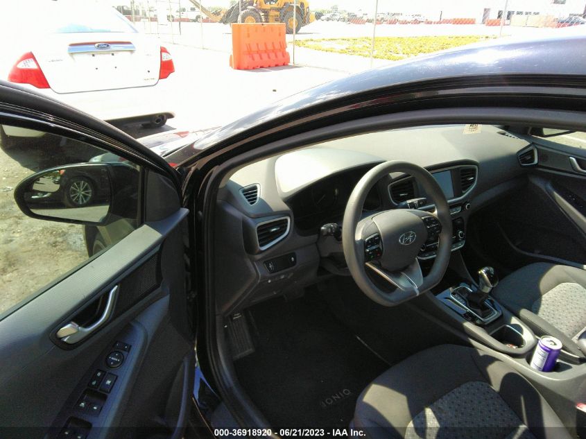 2017 HYUNDAI IONIQ HYBRID BLUE - KMHC65LC0HU045664