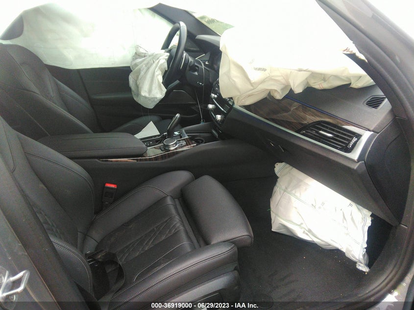 VIN WBA53BH01MWX17505 2021 BMW 5 SERIES 530I