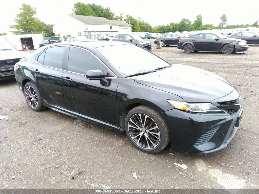 2018 TOYOTA CAMRY LE/SE/XLE/L - 4T1B11HK9JU557884
