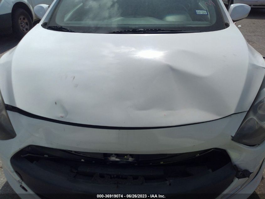 2014 HYUNDAI ELANTRA GT - KMHD35LH6EU172116