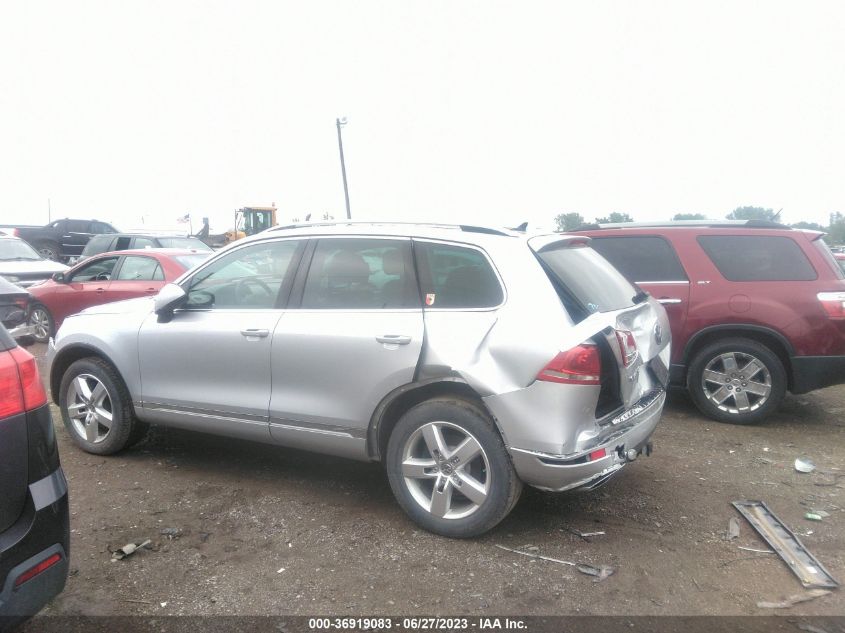 2014 VOLKSWAGEN TOUAREG V6 TDI - WVGEP9BPXED005427
