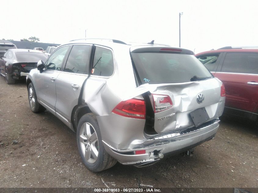 2014 VOLKSWAGEN TOUAREG V6 TDI - WVGEP9BPXED005427