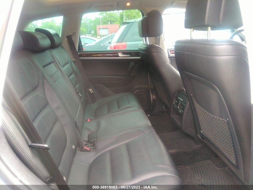 2014 VOLKSWAGEN TOUAREG V6 TDI - WVGEP9BPXED005427