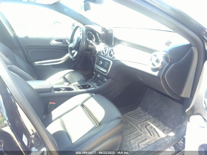 2018 MERCEDES-BENZ GLA GLA 250 - WDCTG4GB8JJ411515