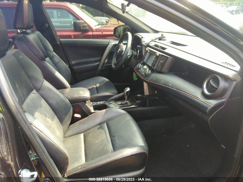 2017 TOYOTA RAV4 SE - 2T3JFREV2HW651519