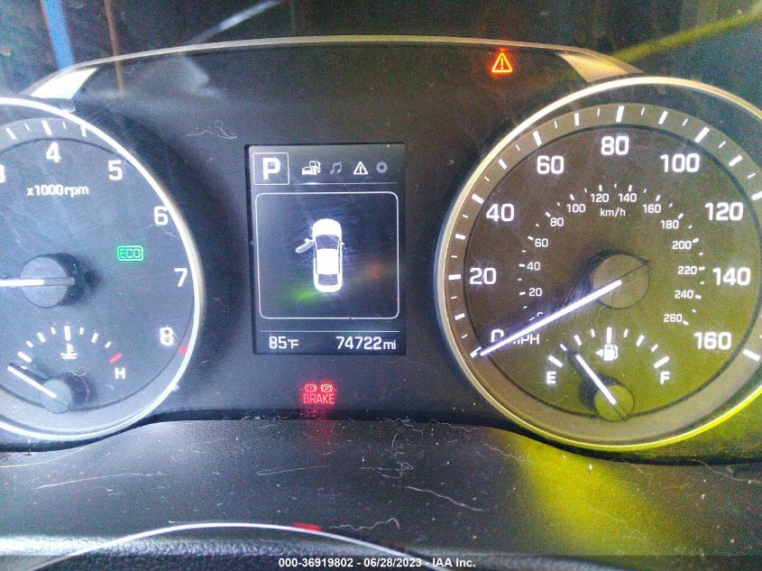 2018 HYUNDAI ELANTRA SEL - 5NPD84LF3JH240407