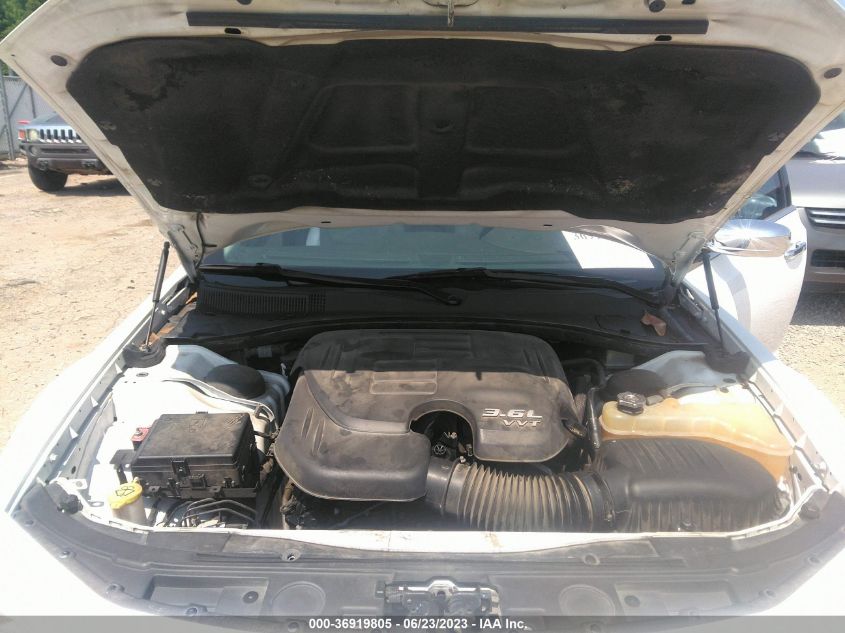 2016 CHRYSLER 300 300C - 2C3CCAEG4GH167410