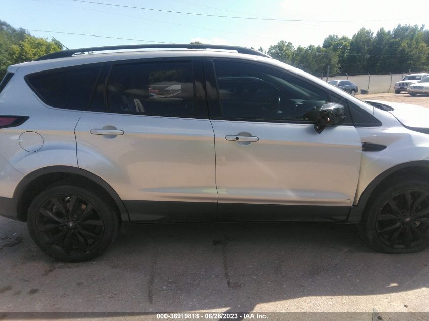 2017 FORD ESCAPE TITANIUM - 1FMCU0JD3HUC12863