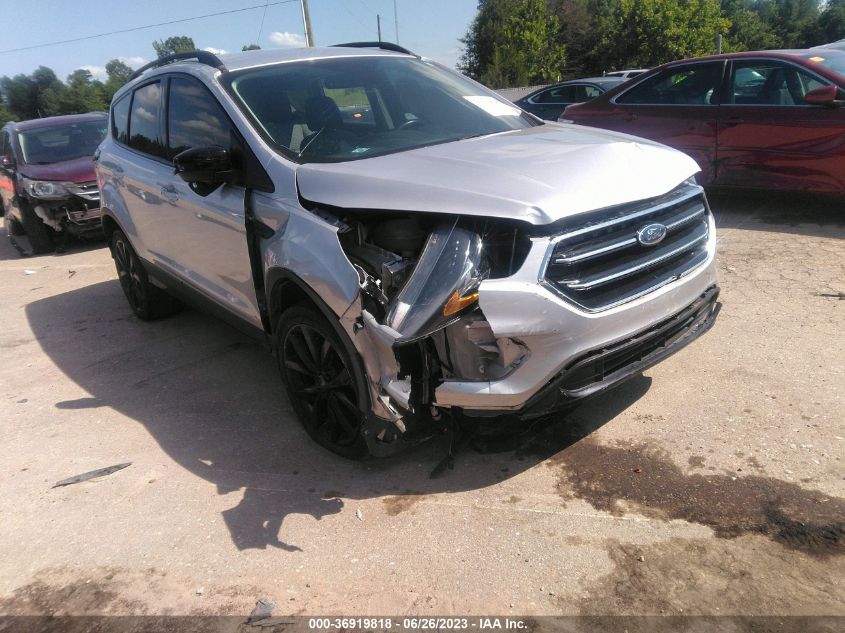 2017 FORD ESCAPE TITANIUM - 1FMCU0JD3HUC12863