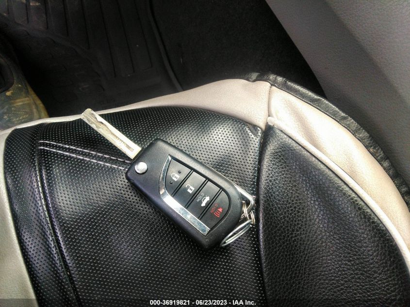 2019 TOYOTA CAMRY LE/SE/XLE/L - 4T1B11HK9KU746715