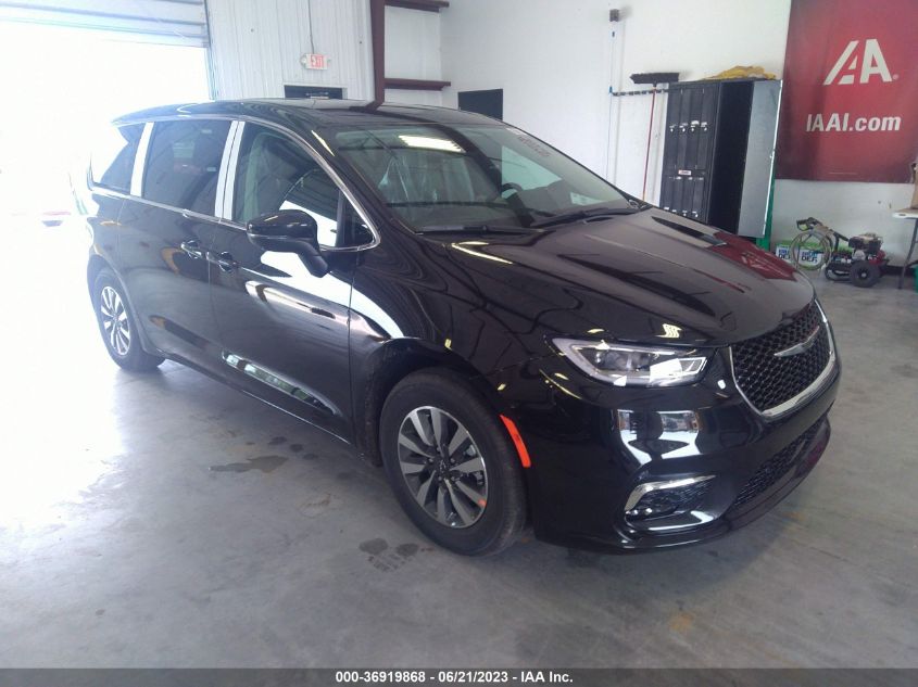 2023 CHRYSLER PACIFICA HYBRID TOURING L - 2C4RC1L73PR575660