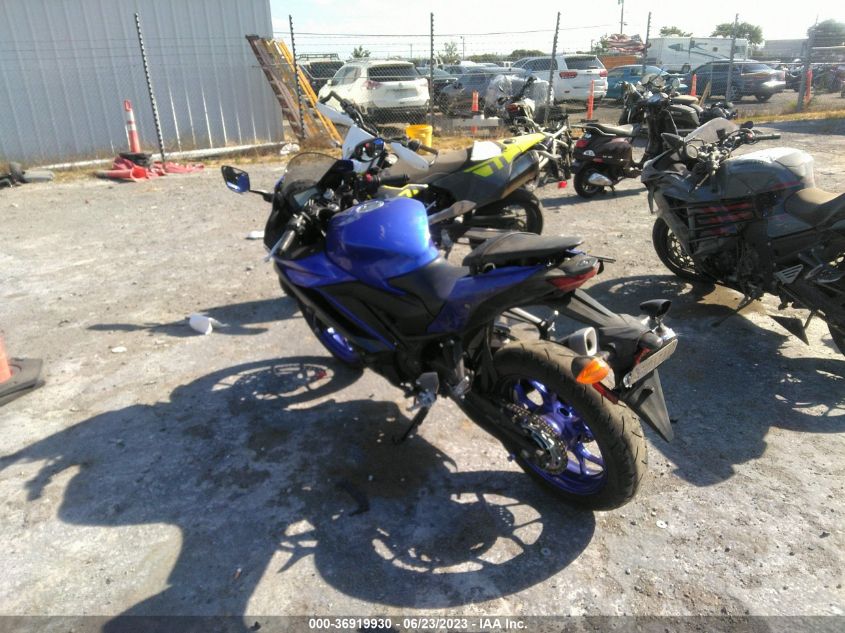 2022 YAMAHA YZFR3 A MH3RH18Y7NK008514
