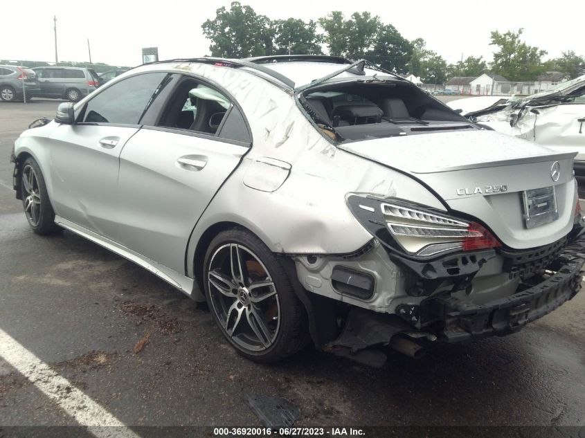 WDDSJ4GB7KN721285 Mercedes-Benz CLA 250 4MATIC 3