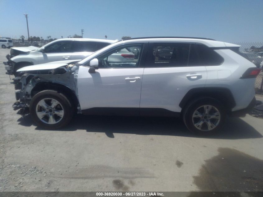 2020 TOYOTA RAV4 XLE - 2T3W1RFV4LW068168