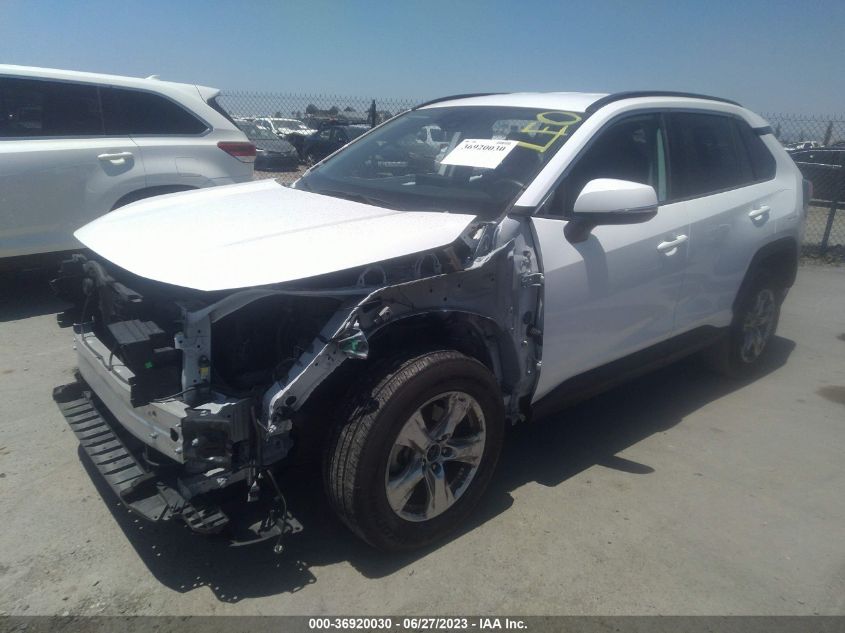 2020 TOYOTA RAV4 XLE - 2T3W1RFV4LW068168