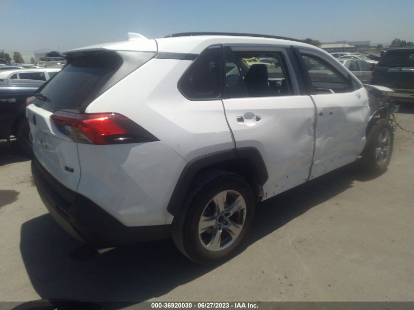 2020 TOYOTA RAV4 XLE - 2T3W1RFV4LW068168