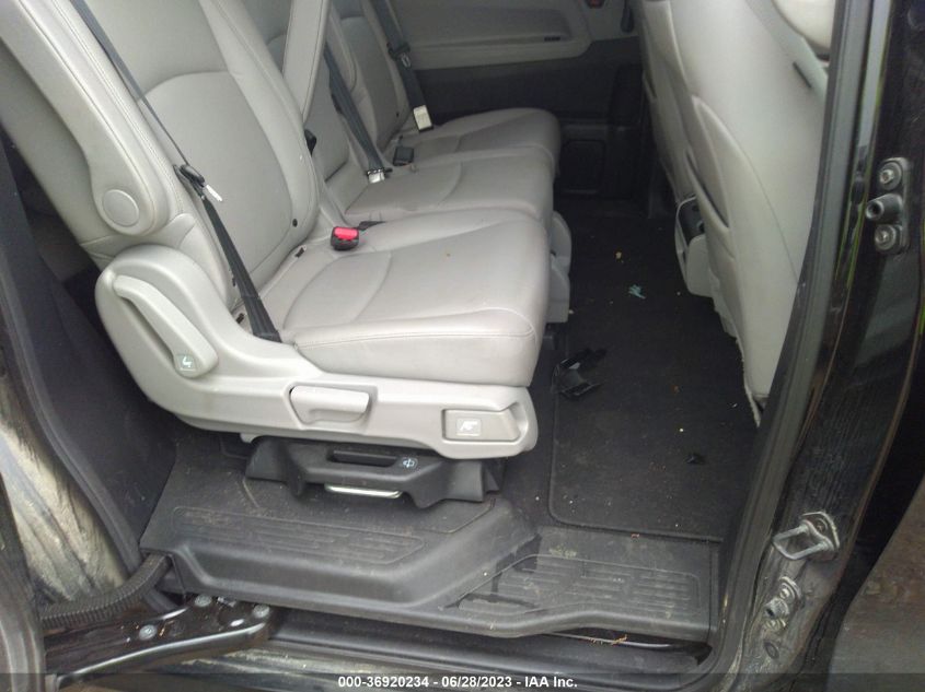 5FNRL6H80JB001552 2018 HONDA ODYSSEY, photo no. 8