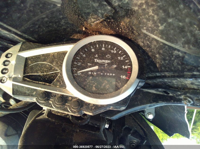 2009 TRIUMPH MOTORCYCLE DAYTONA 675 - SMTD00NS59J372390
