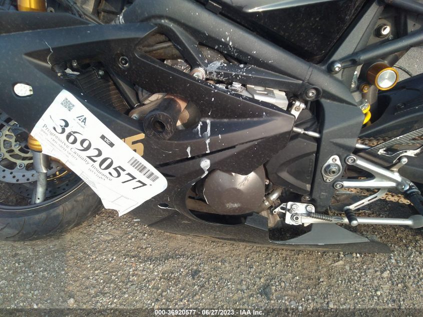 2009 TRIUMPH MOTORCYCLE DAYTONA 675 - SMTD00NS59J372390