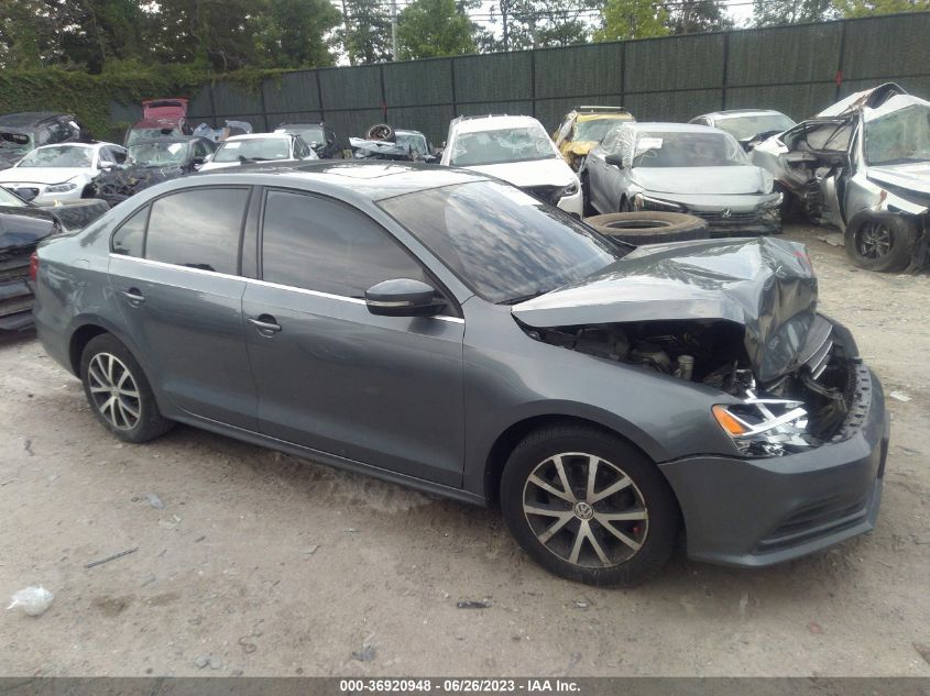 2018 VOLKSWAGEN JETTA SE/WOLFSBURG - 3VWDB7AJ5JM237249