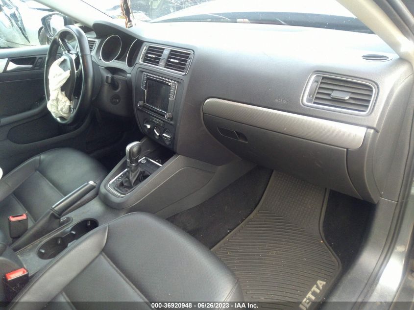 2018 VOLKSWAGEN JETTA SE/WOLFSBURG - 3VWDB7AJ5JM237249