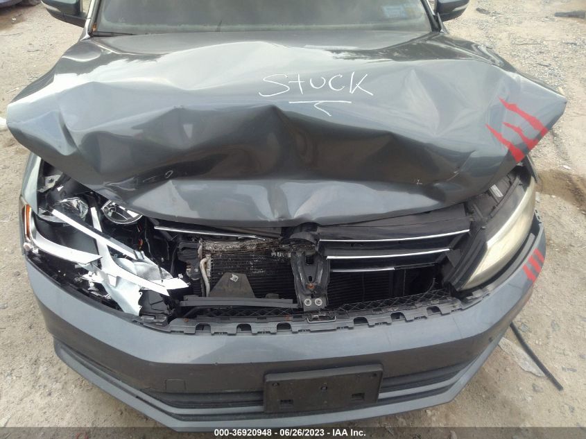 2018 VOLKSWAGEN JETTA SE/WOLFSBURG - 3VWDB7AJ5JM237249