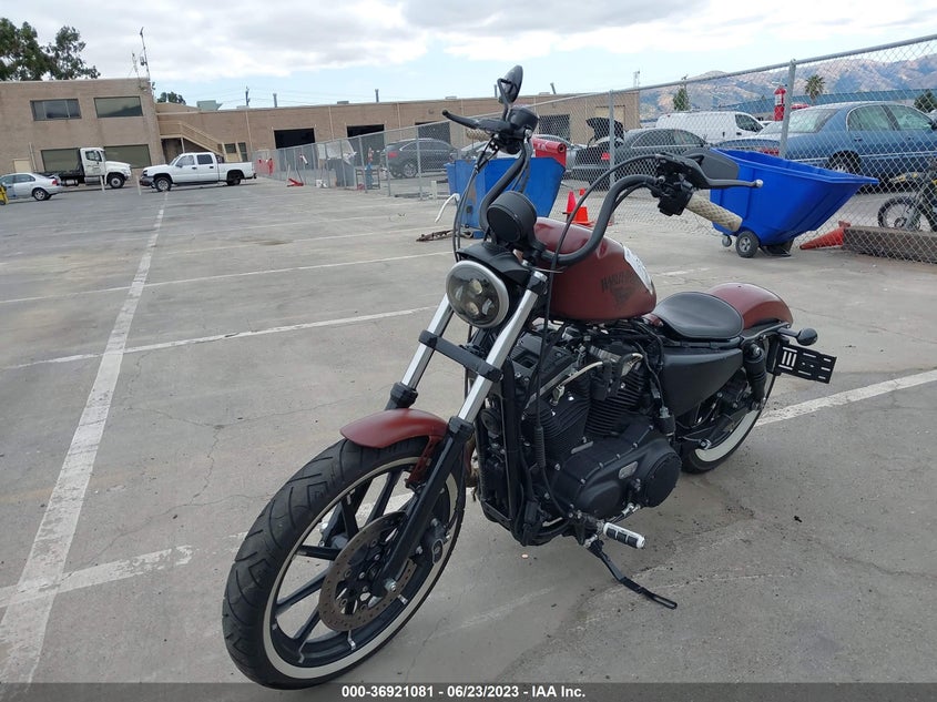 VIN 1HD4LE232HC440713 2017 HARLEY-DAVIDSON XL883 IRON 883
