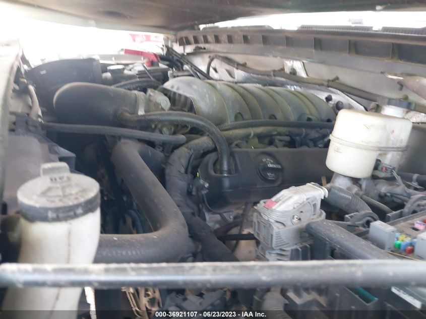 2018 CHEVROLET SILVERADO 1500 LT - 3GCUKREC2JG391961