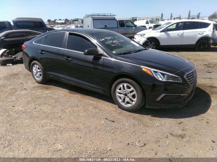 2017 HYUNDAI SONATA SE - 5NPE24AF4HH506259