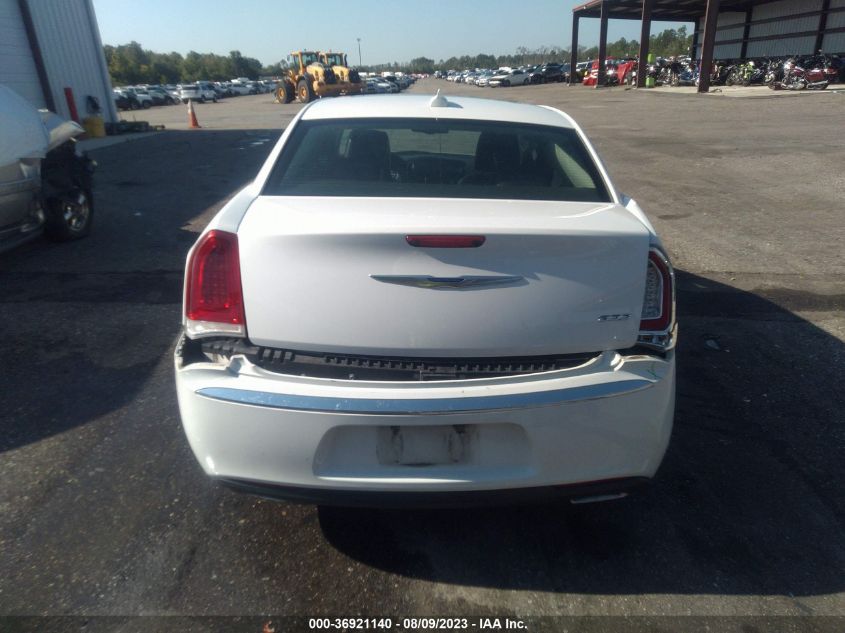 2019 CHRYSLER 300 LIMITED - 2C3CCAEG1KH585738
