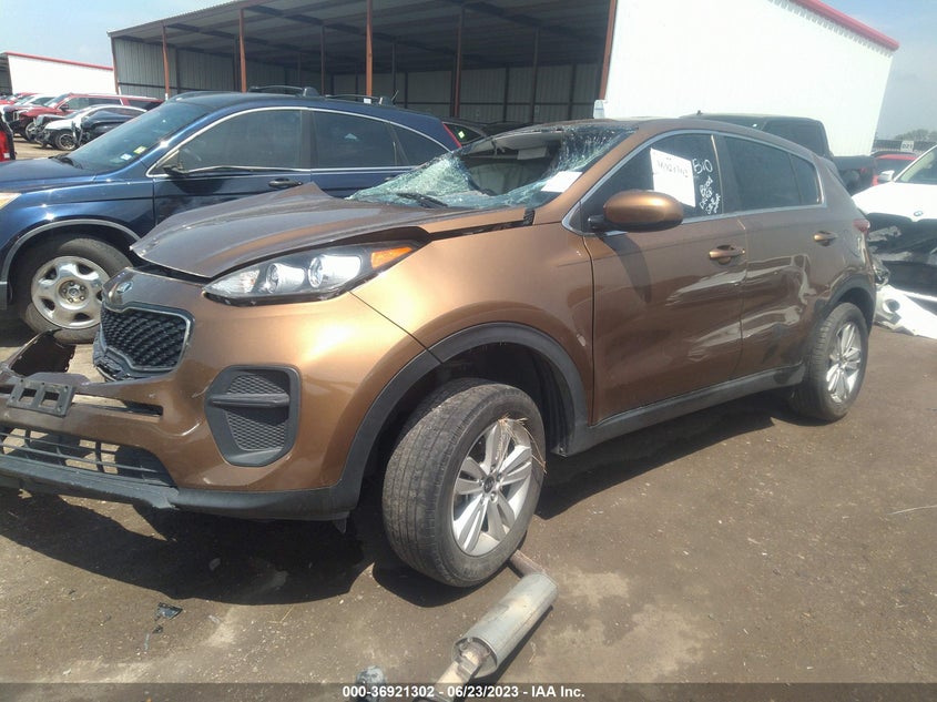 VIN KNDPM3AC5H7076104 2017 KIA SPORTAGE LX