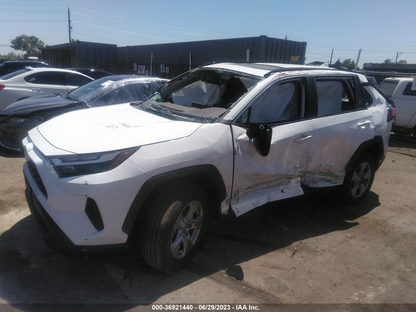 VIN 2T3W1RFV0PW240265 2023 TOYOTA RAV4 XLE