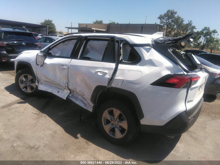 VIN 2T3W1RFV0PW240265 2023 TOYOTA RAV4 XLE