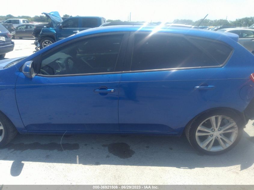 2013 KIA FORTE 5-DOOR SX - KNAFW5A33D5665639