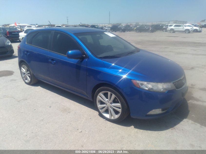 2013 KIA FORTE 5-DOOR SX - KNAFW5A33D5665639