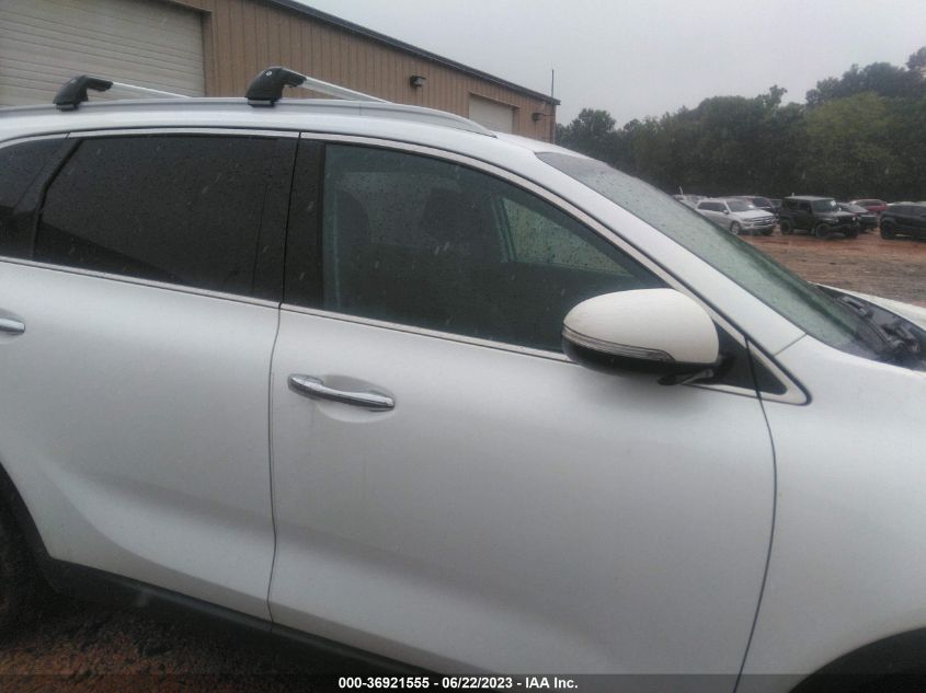 2017 KIA SORENTO LX - 5XYPG4A36HG188734