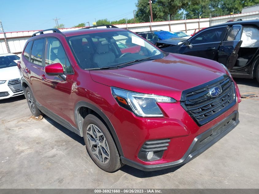 2022 SUBARU FORESTER PREMIUM - JF2SKAEC3NH433186