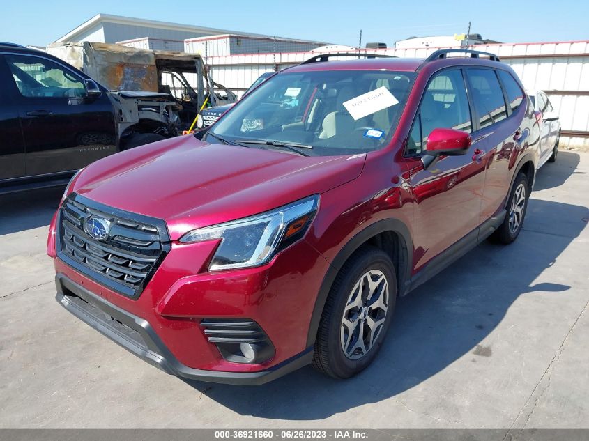 2022 SUBARU FORESTER PREMIUM - JF2SKAEC3NH433186