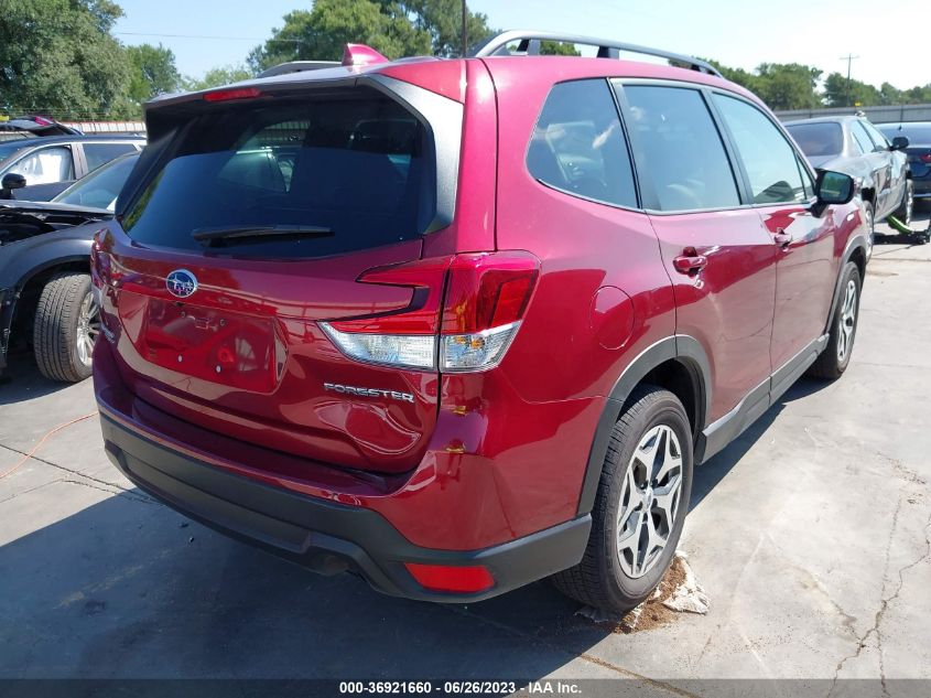 2022 SUBARU FORESTER PREMIUM - JF2SKAEC3NH433186