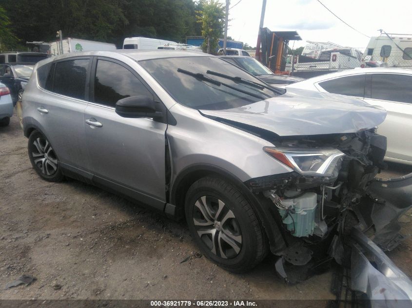 2018 TOYOTA RAV4 LE - JTMZFREV0JD124617