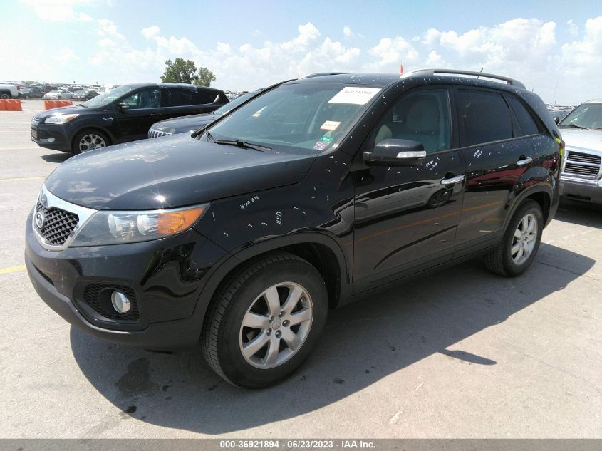 2013 KIA SORENTO LX - 5XYKT4A23DG335020