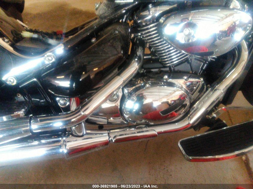 2003 SUZUKI VL800 JS1VS54A632105418