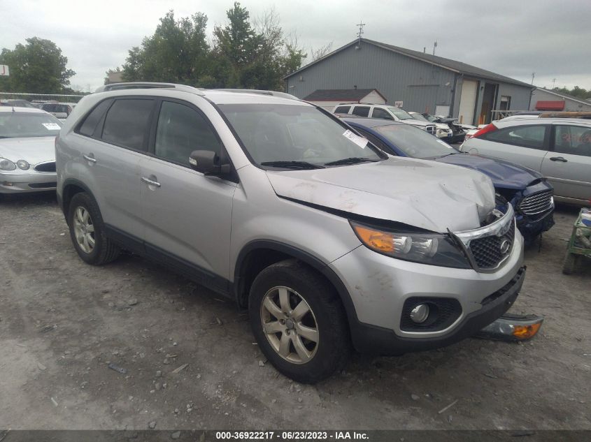 2013 KIA SORENTO LX - 5XYKT4A61DG420778