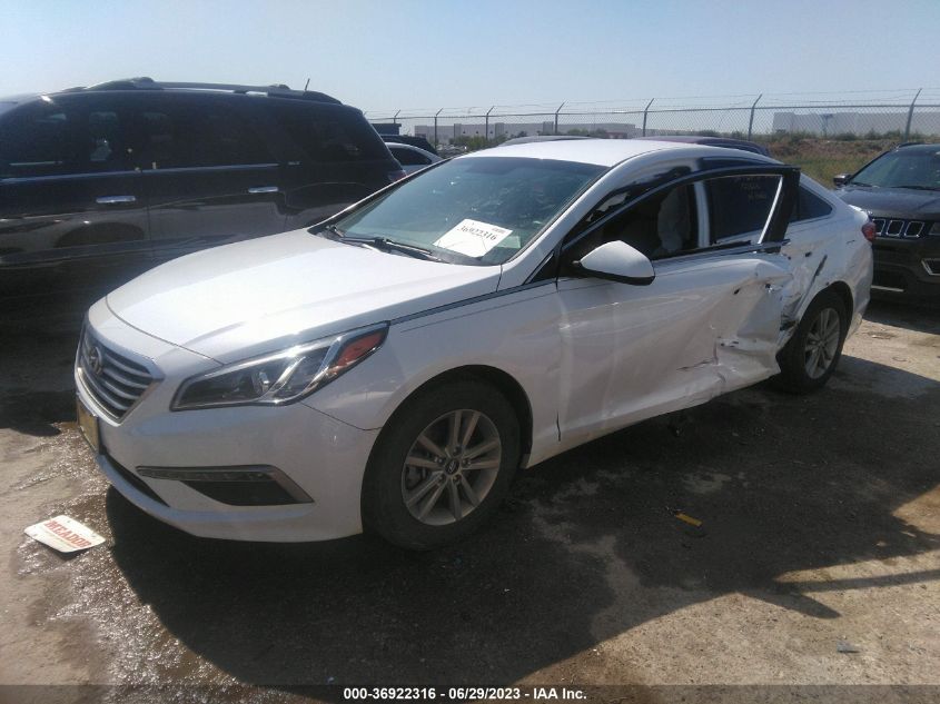 2015 HYUNDAI SONATA 2.4L SE - 5NPE24AF6FH219650