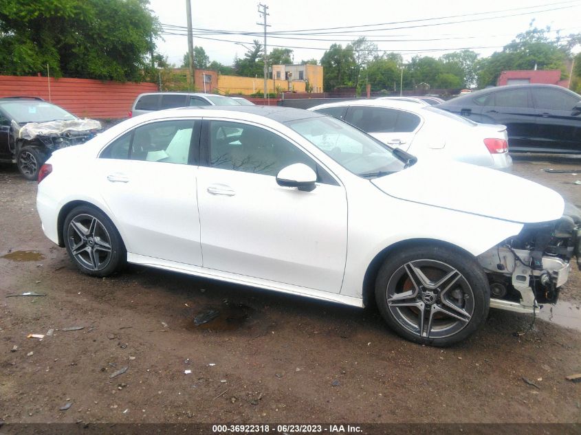 2022 MERCEDES-BENZ A-CLASS A 220 - W1K3G4FB0NJ338336