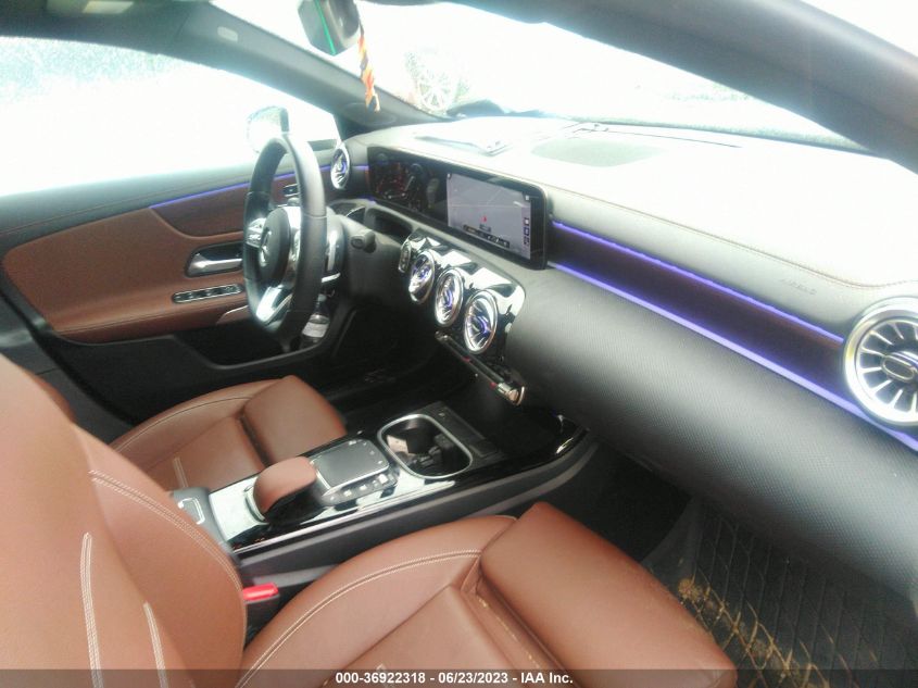 2022 MERCEDES-BENZ A-CLASS A 220 - W1K3G4FB0NJ338336