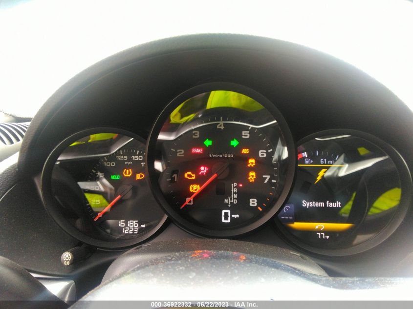 2018 PORSCHE 718 BOXSTER WP0CA2A89JS210628