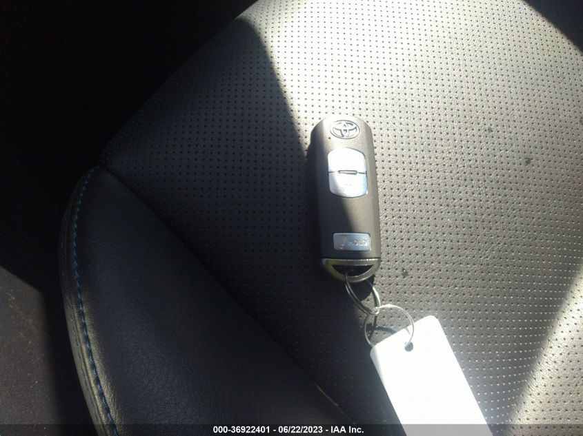 2020 TOYOTA YARIS HATCHBACK LE/XLE - 3MYDLBJVXLY711389